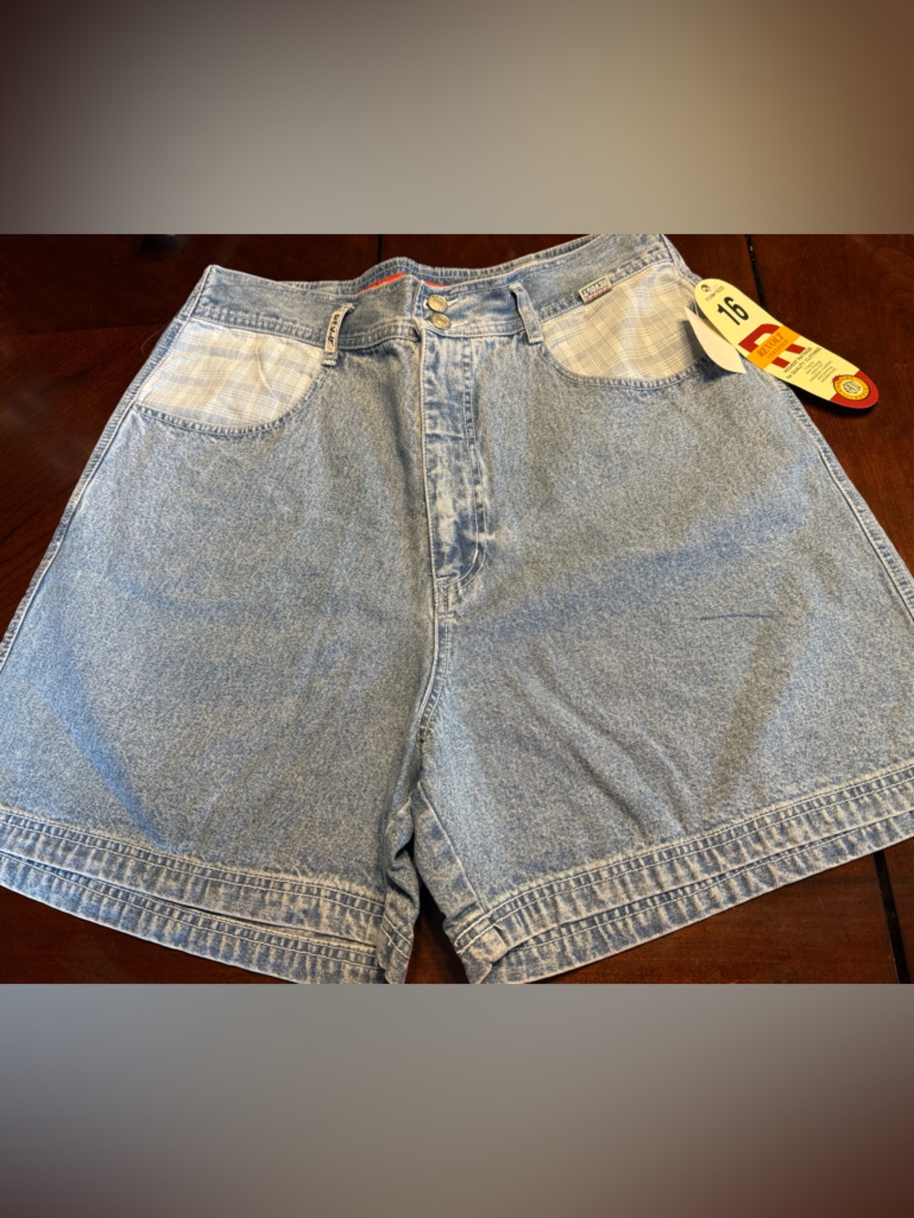 High-Waist Light Wash Denim Shorts Plaid Pocket Accents- Y2K deadstock RESTOCK